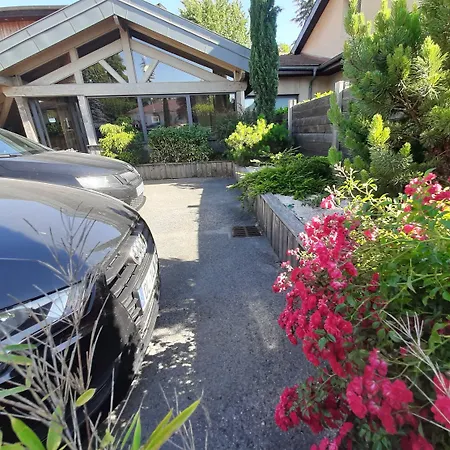 Le Clos Du Bois Joli Hotel