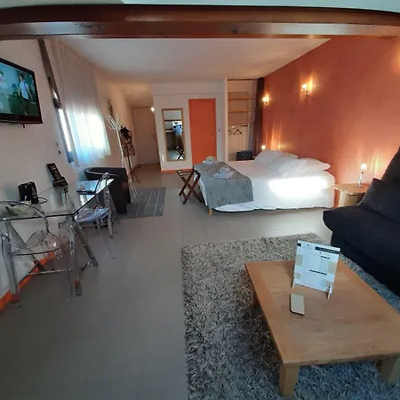 Le Clos Du Bois Joli Hotel 3*