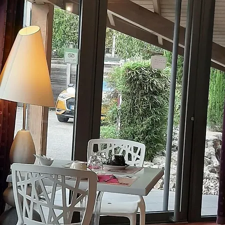Le Clos Du Bois Joli Hotel 3*